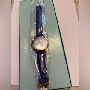 Elegant Women’s Watch with Blue Leather Strap